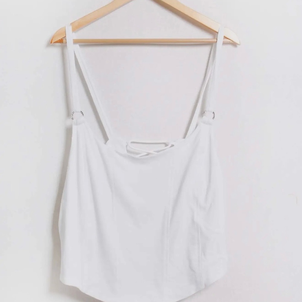 Derek Heart White Crop Camisole Top